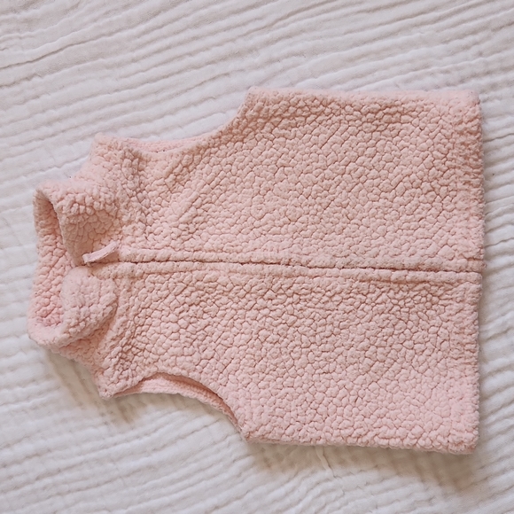 Pink winter vest, sz 9m - Picture 4 of 8